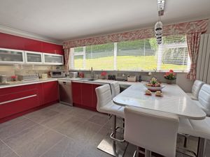 Photo 14- click for photo gallery